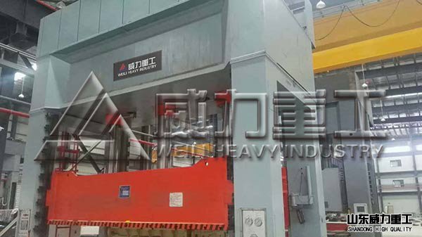 框架式油壓機(jī)車間現(xiàn)貨