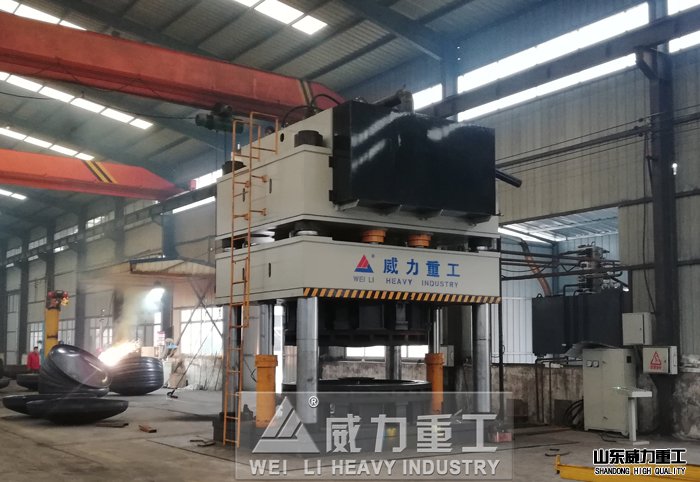 2800噸封頭油壓機(jī)