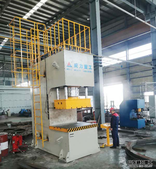 500噸單柱壓力機(jī)價格